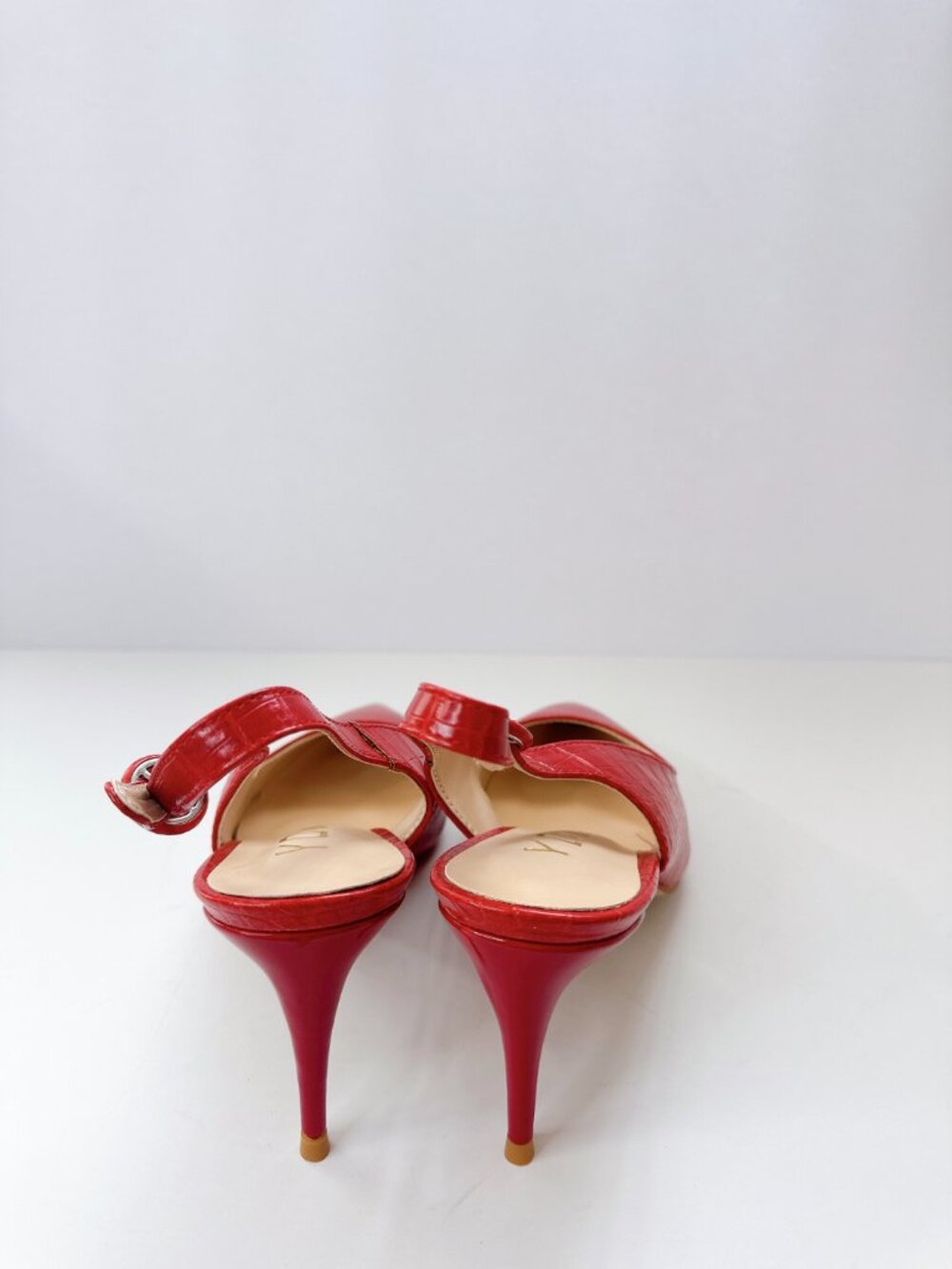 Size 8.5 Red Croc Embossed Slingback Heels Pointed Toe Elegant Pumps YDN - Picture 5 of 13